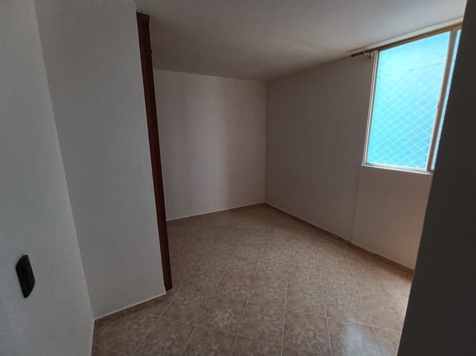 Apartamento de 3 alcobas en arriendo en Boston, Medellín, 57 m² · foto 13 de 14
