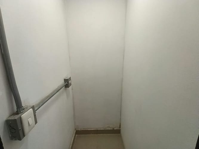 Local en arriendo en Guayaquil, Medellín, 74 m² · foto 5 de 8