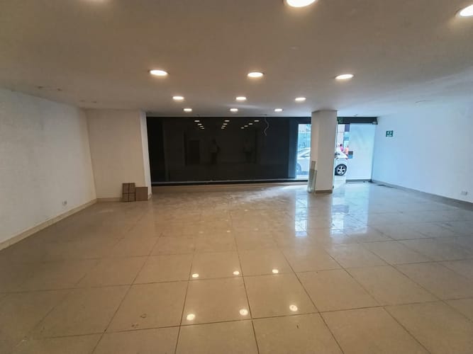 Local en arriendo en Guayaquil, Medellín, 74 m² · foto 6 de 8