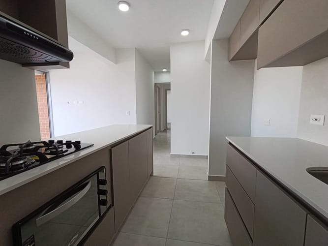 Apartamento de 3 alcobas en arriendo en Las Lomitas, Sabaneta, 85 m² · foto 7 de 20