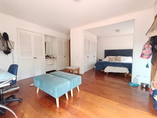 Apartamento de 3 alcobas en arriendo en Lalinde, Medellín, 280 m² · foto 7 de 20