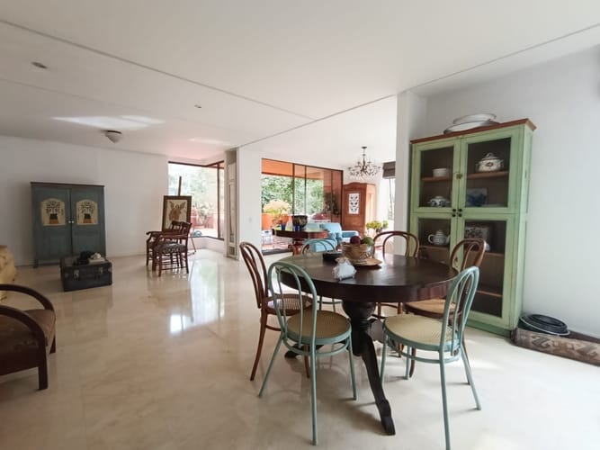 Apartamento de 3 alcobas en arriendo en Lalinde, Medellín, 280 m² · foto 9 de 20