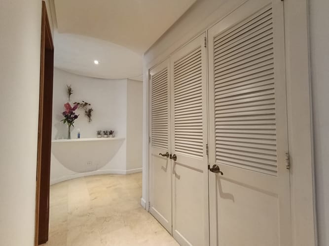 Apartamento de 3 alcobas en arriendo en Lalinde, Medellín, 280 m² · foto 11 de 20