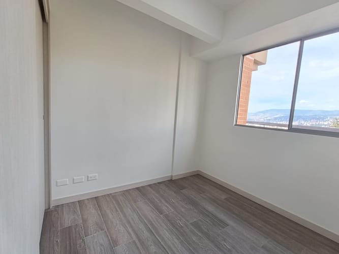 Apartamento de 3 alcobas en arriendo en Las Lomitas, Sabaneta, 85 m² · foto 16 de 20