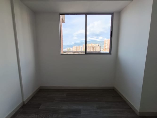 Apartamento de 3 alcobas en arriendo en Las Lomitas, Sabaneta, 85 m² · foto 18 de 20
