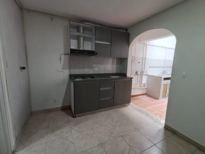 Local en arriendo en Laureles, Medellín, 52 m² · foto 7 de 16