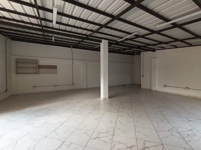 Bodega en arriendo en El Chagualo, Medellín, 120 m² · foto 11 de 17