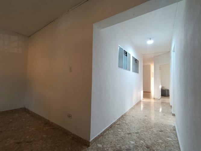 Casa de 5 alcobas en arriendo en Bombona No.1, Medellín, 133 m² · foto 5 de 20