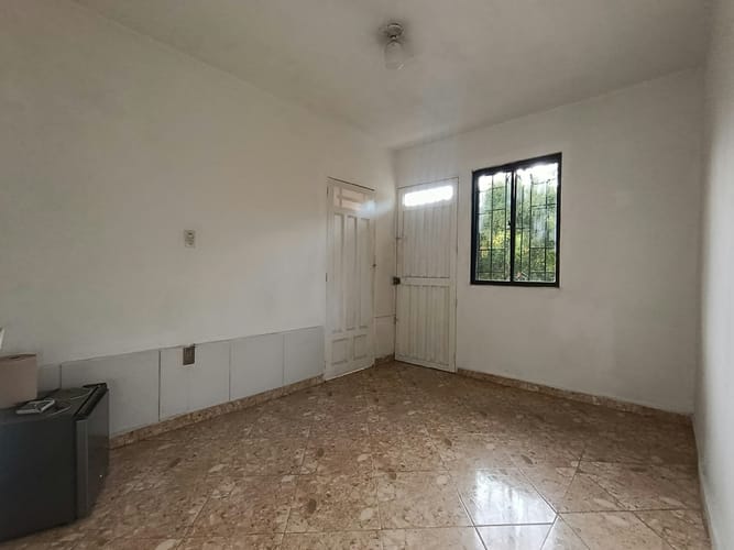 Casa de 5 alcobas en arriendo en Bombona No.1, Medellín, 133 m² · foto 13 de 20