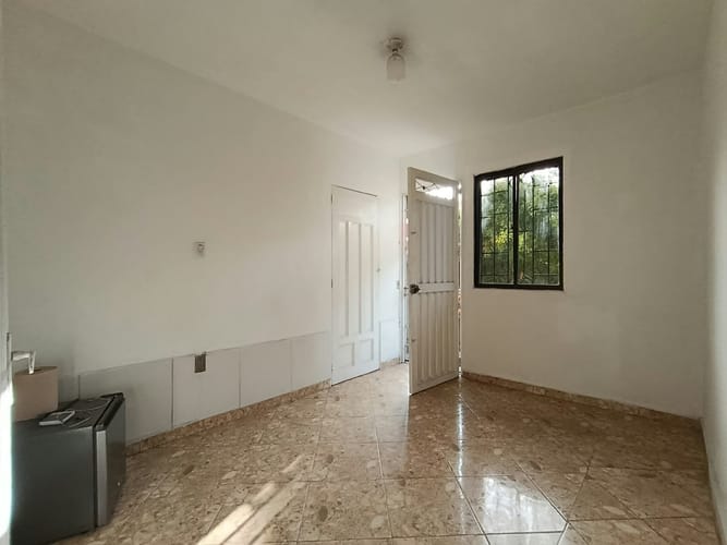 Casa de 5 alcobas en arriendo en Bombona No.1, Medellín, 133 m² · foto 15 de 20