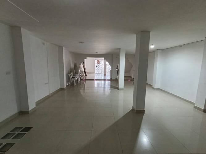 Casa de 2 alcobas en arriendo en Enciso, Medellín, 150 m² · foto 2 de 11