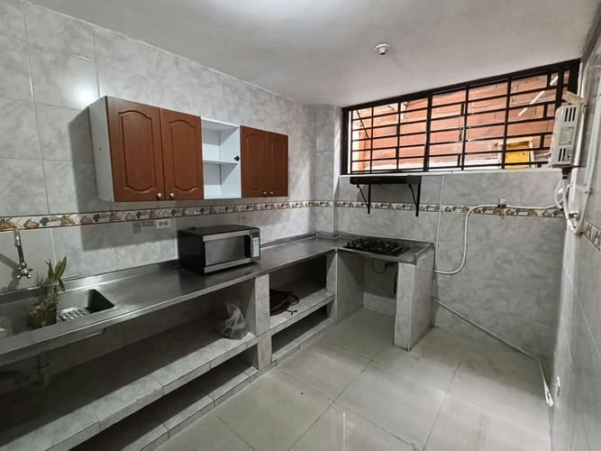 Casa de 2 alcobas en arriendo en Enciso, Medellín, 150 m² · foto 8 de 11