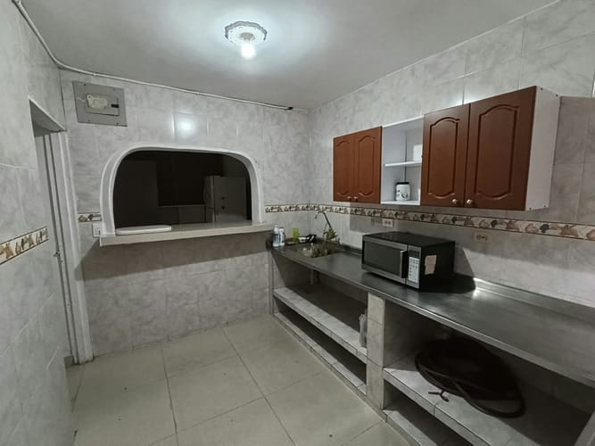 Casa de 2 alcobas en arriendo en Enciso, Medellín, 150 m² · foto 9 de 11