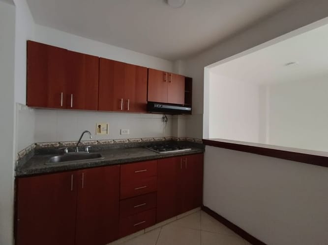 Apartamento de 3 alcobas en arriendo en Robledo, Medellín, 70 m² · foto 2 de 12