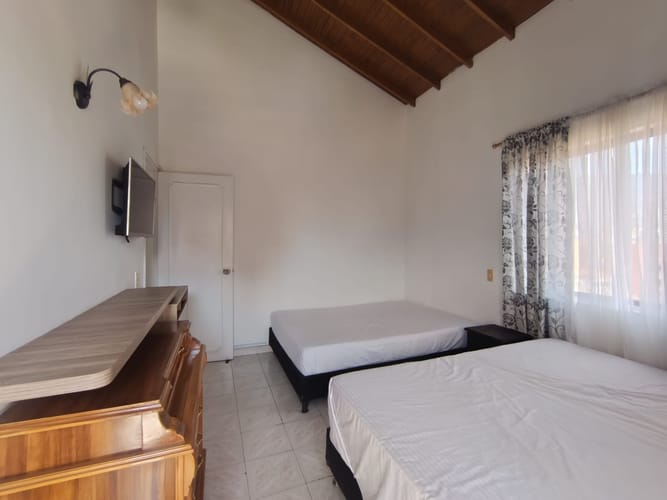 Apartamento de 3 alcobas en arriendo en Laureles, Medellín, 110 m² · foto 11 de 17
