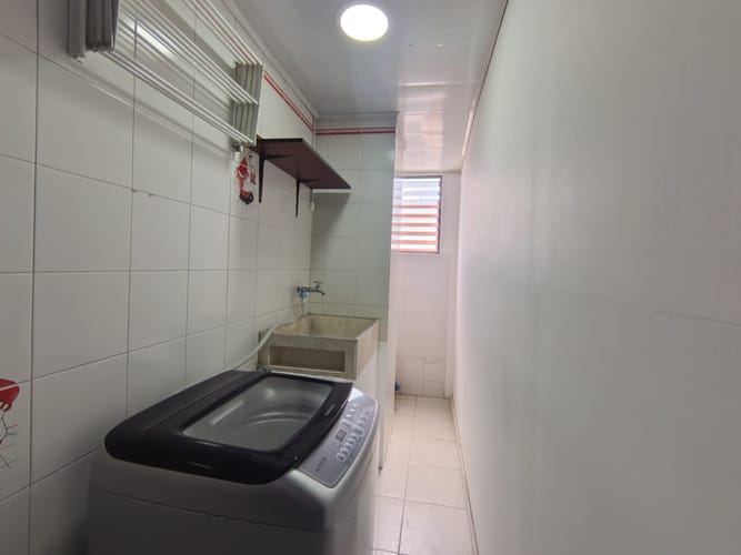 Apartamento de 3 alcobas en arriendo en Laureles, Medellín, 110 m² · foto 14 de 17