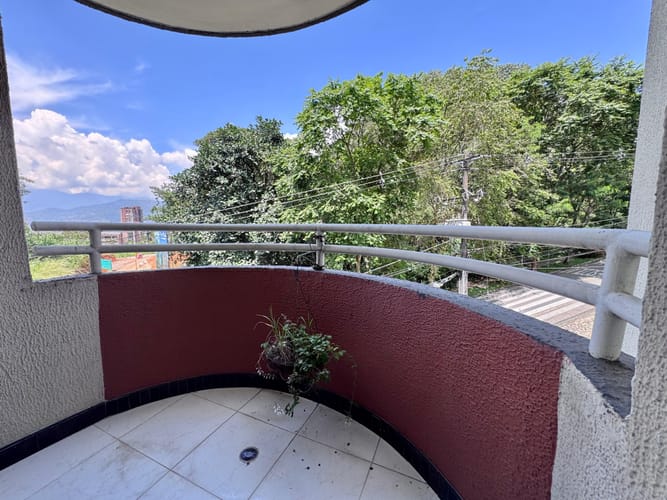 Apartamento de 3 alcobas en arriendo en Vía Las Palmas, Medellín, 120 m² · foto 9 de 20