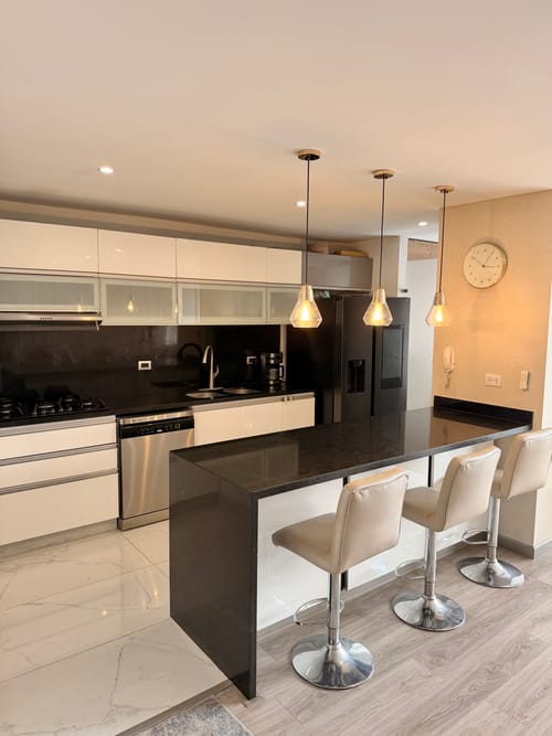 Apartamento de 4 alcobas en arriendo en Cantalejo, Bogotá, 170 m² · foto 2 de 20