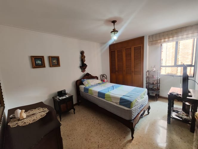 Apartamento de 3 alcobas en arriendo en Laureles, Medellín, 130 m² · foto 12 de 12