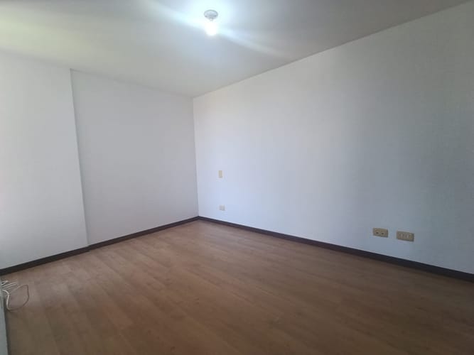 Apartamento de 2 alcobas en arriendo en Loma Del Esmeraldal, Envigado, 65 m² · foto 14 de 18