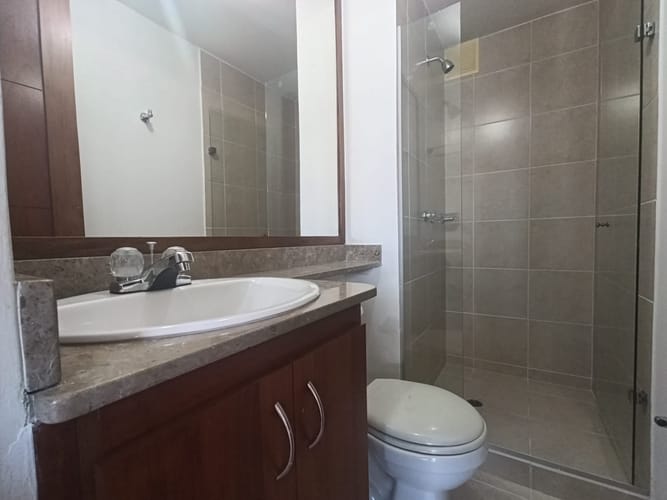 Apartamento de 2 alcobas en arriendo en Loma Del Esmeraldal, Envigado, 65 m² · foto 17 de 18