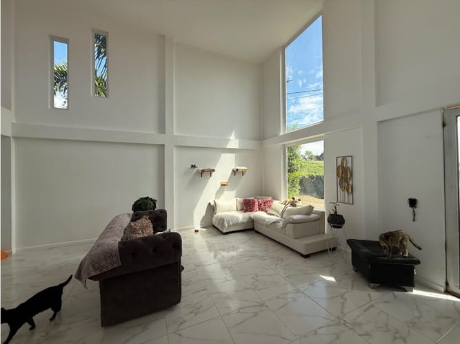 Casa de 2 alcobas en venta en Condina, Pereira, 190 m² · foto 5 de 17