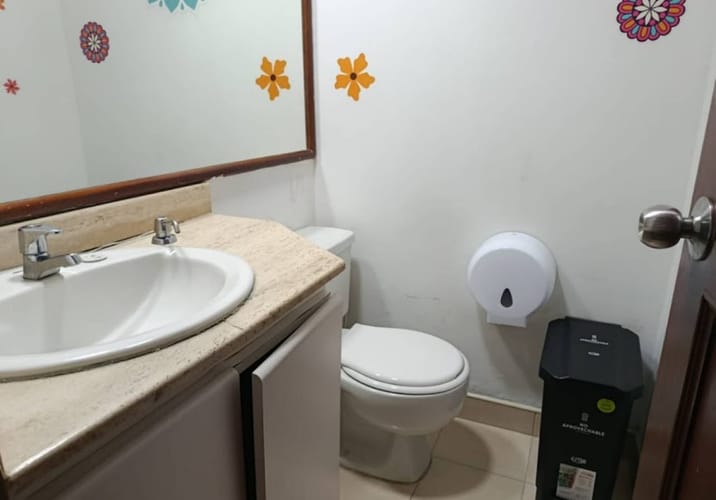 Oficina en arriendo en Laureles, Medellín, 338 m² · foto 4 de 20