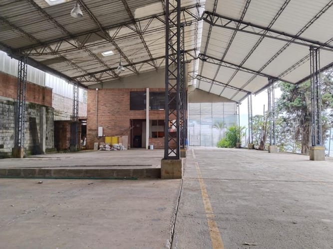 Bodega en arriendo en Pueblo Viejo, La Estrella, 1446 m² · foto 6 de 20