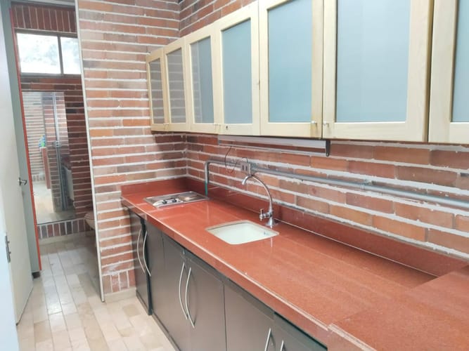 Bodega en arriendo en Pueblo Viejo, La Estrella, 1446 m² · foto 8 de 20
