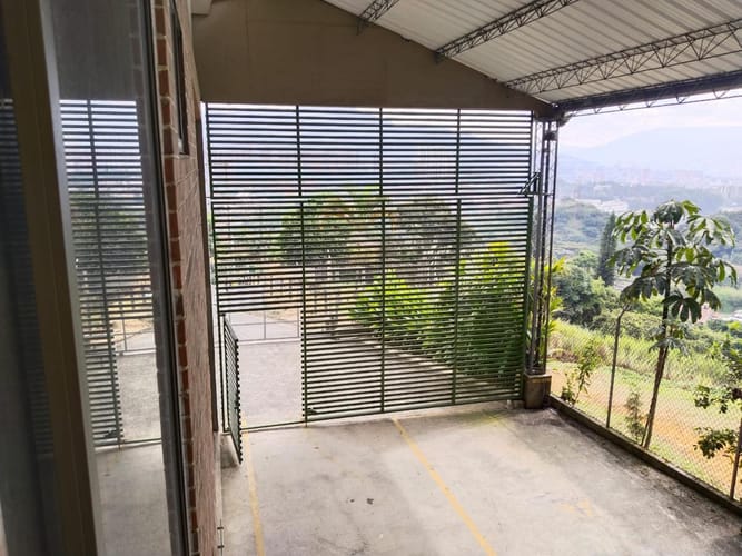 Bodega en arriendo en Pueblo Viejo, La Estrella, 1446 m² · foto 16 de 20