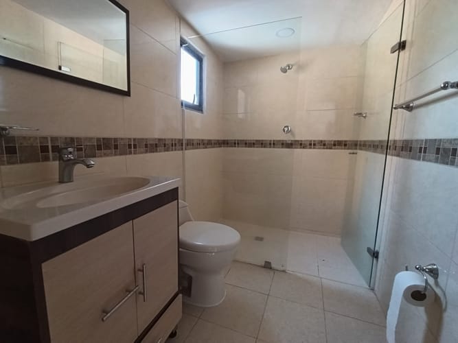 Apartamento de 3 alcobas en arriendo en Laureles, Medellín, 90 m² · foto 11 de 20