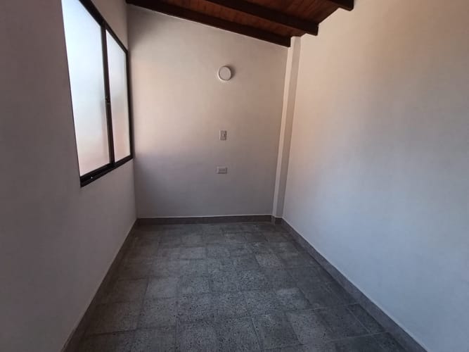 Apartamento de 3 alcobas en arriendo en Laureles, Medellín, 90 m² · foto 13 de 20