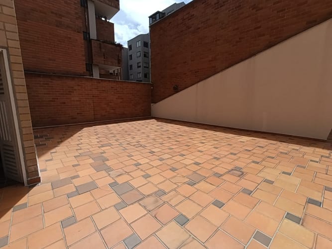 Apartamento de 3 alcobas en arriendo en Laureles, Medellín, 148 m² · foto 7 de 20