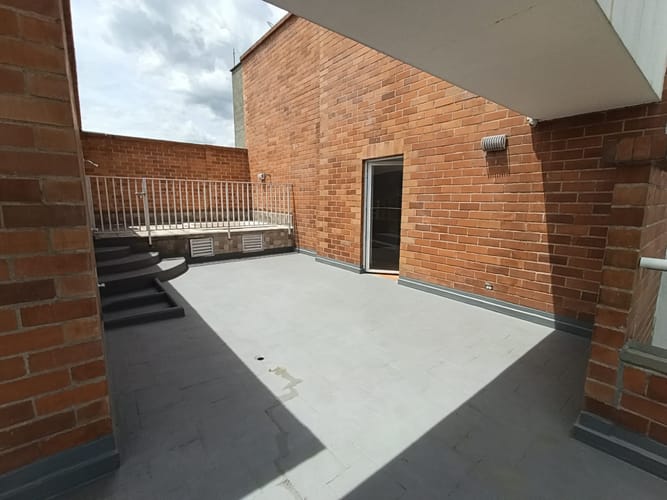 Apartamento de 3 alcobas en arriendo en Laureles, Medellín, 148 m² · foto 10 de 20
