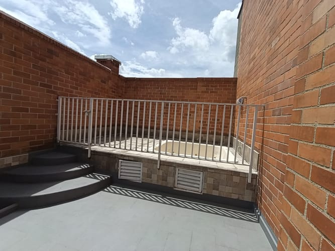 Apartamento de 3 alcobas en arriendo en Laureles, Medellín, 148 m² · foto 12 de 20