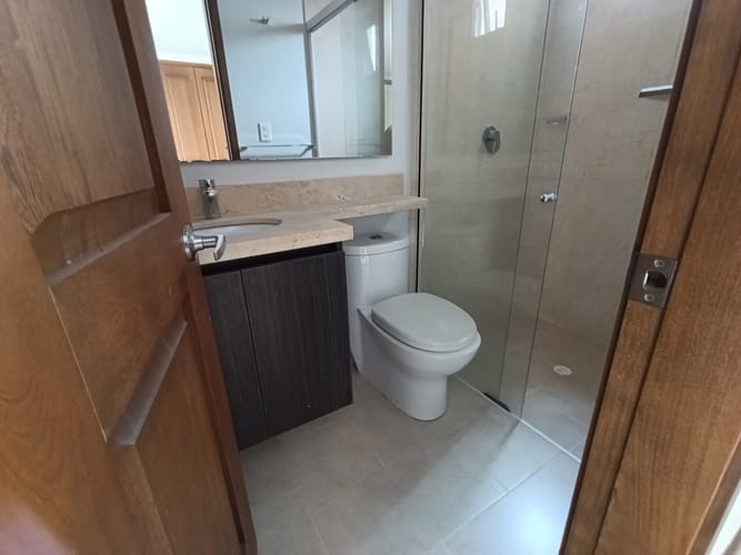 Apartamento de 3 alcobas en arriendo en Laureles, Medellín, 148 m² · foto 13 de 20