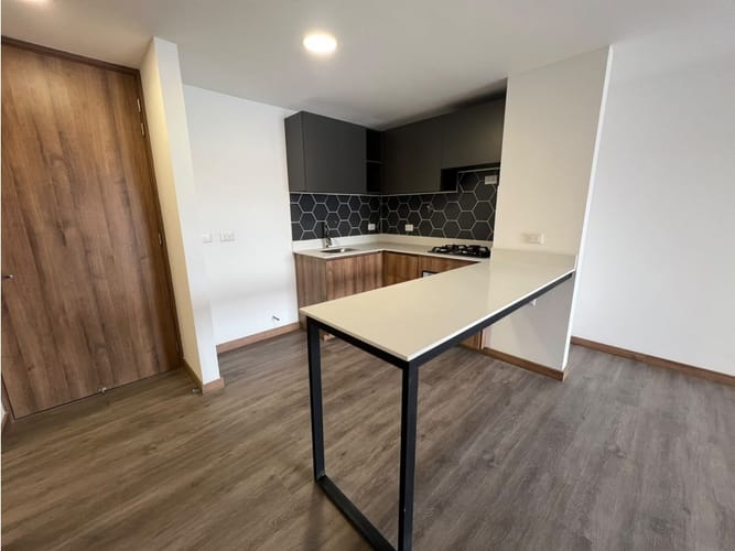 Apartamento de 2 alcobas en arriendo en Las Vegas, Envigado, 63 m² · foto 4 de 20