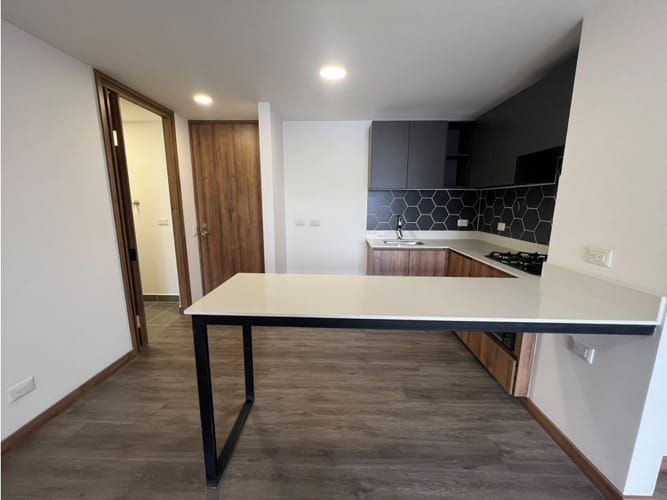 Apartamento de 2 alcobas en arriendo en Las Vegas, Envigado, 63 m² · foto 5 de 20