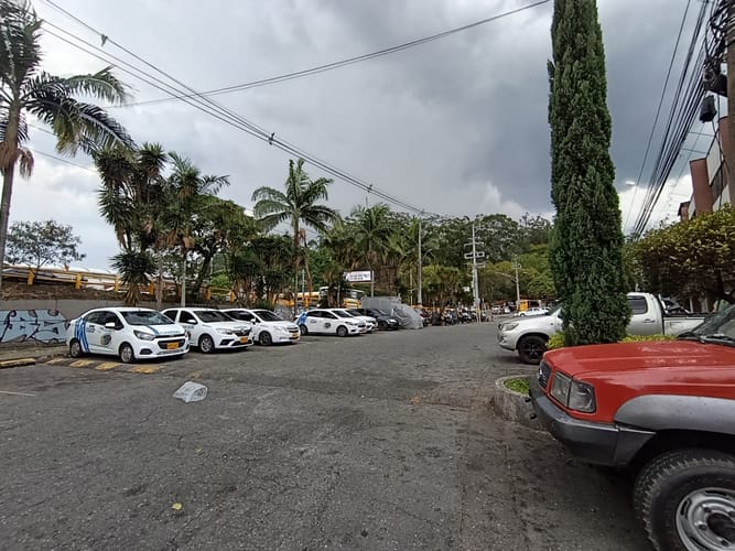 Local en arriendo en Cristo Rey, Medellín, 90 m² · foto 3 de 14