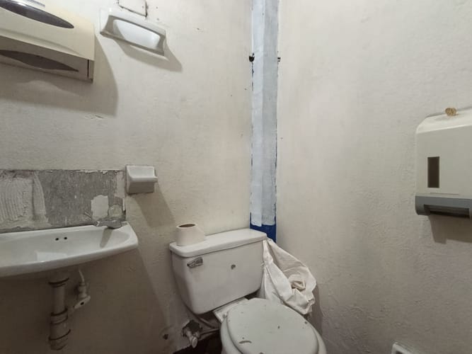 Local en arriendo en Cristo Rey, Medellín, 90 m² · foto 9 de 14
