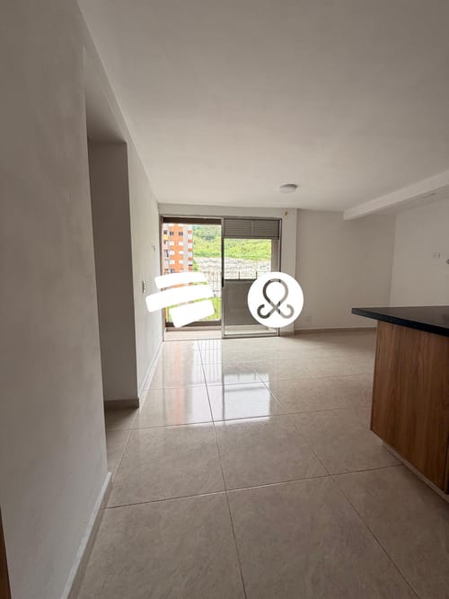 Apartamento de 3 alcobas en venta en Viviendas Del Sur, Itagüí, 57 m² · foto 12 de 15