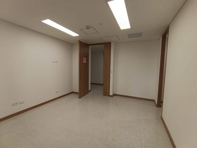 Consultorio en arriendo en Laureles, Medellín, 42 m² · foto 5 de 20