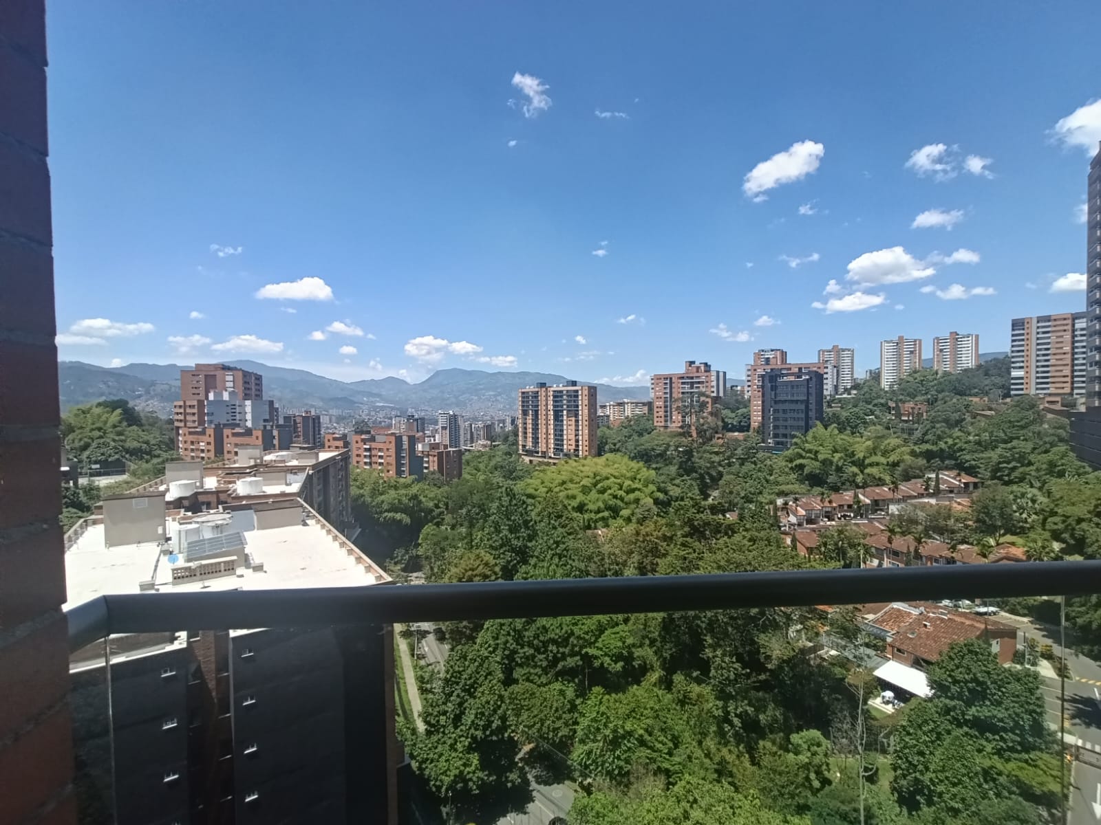 Apartamento en Arriendo en Loma del Esmeraldal, Envigado