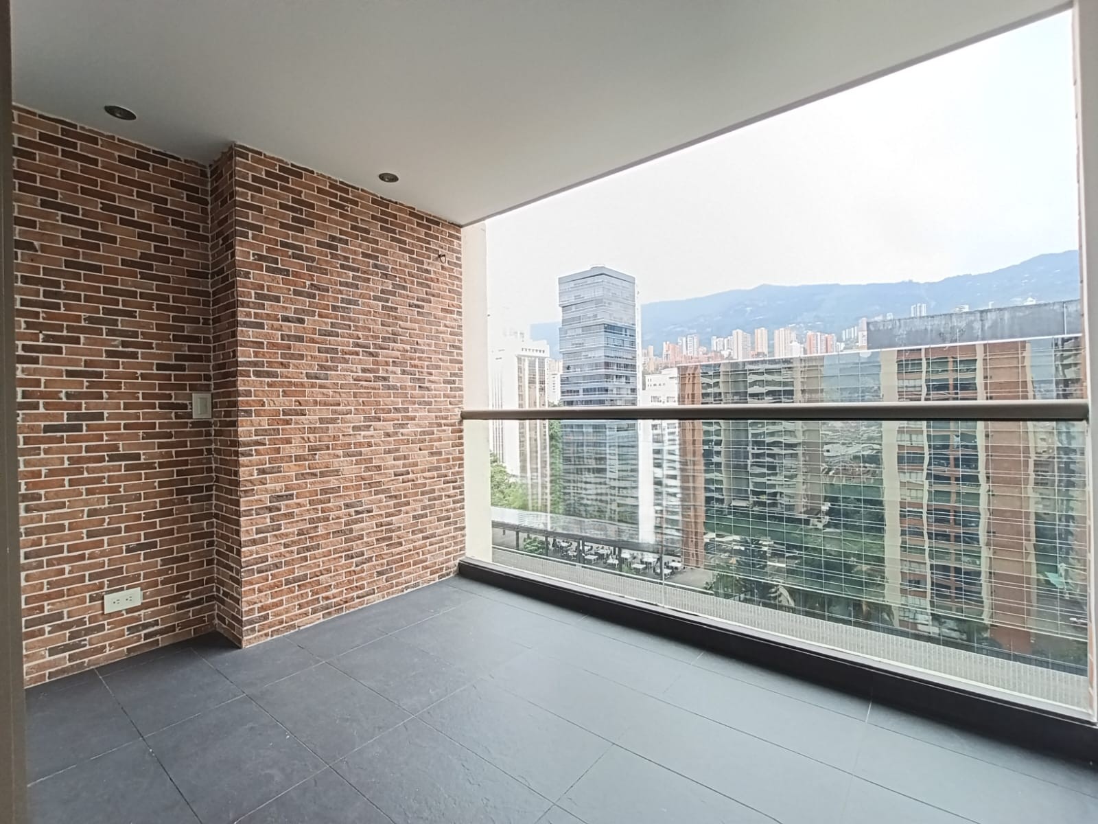 Apartamento en Arriendo en El Poblado, Medellín