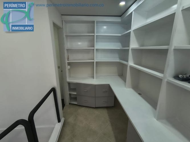 Oficina en arriendo en Milla De Oro, Medellín, 49 m² · foto 8 de 18