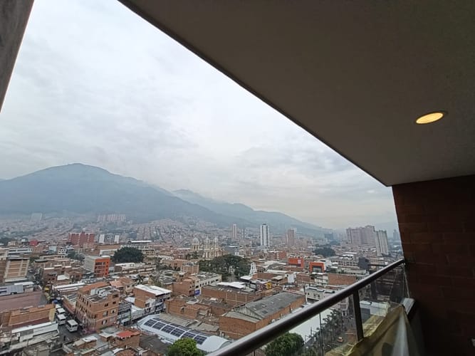 Apartamento de 3 alcobas en arriendo en Manchester, Bello, 73 m² · foto 6 de 12