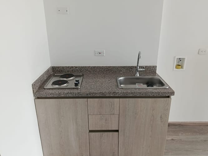 Apartaestudio en arriendo en Chapinero, Bogotá, 28 m² · foto 10 de 20
