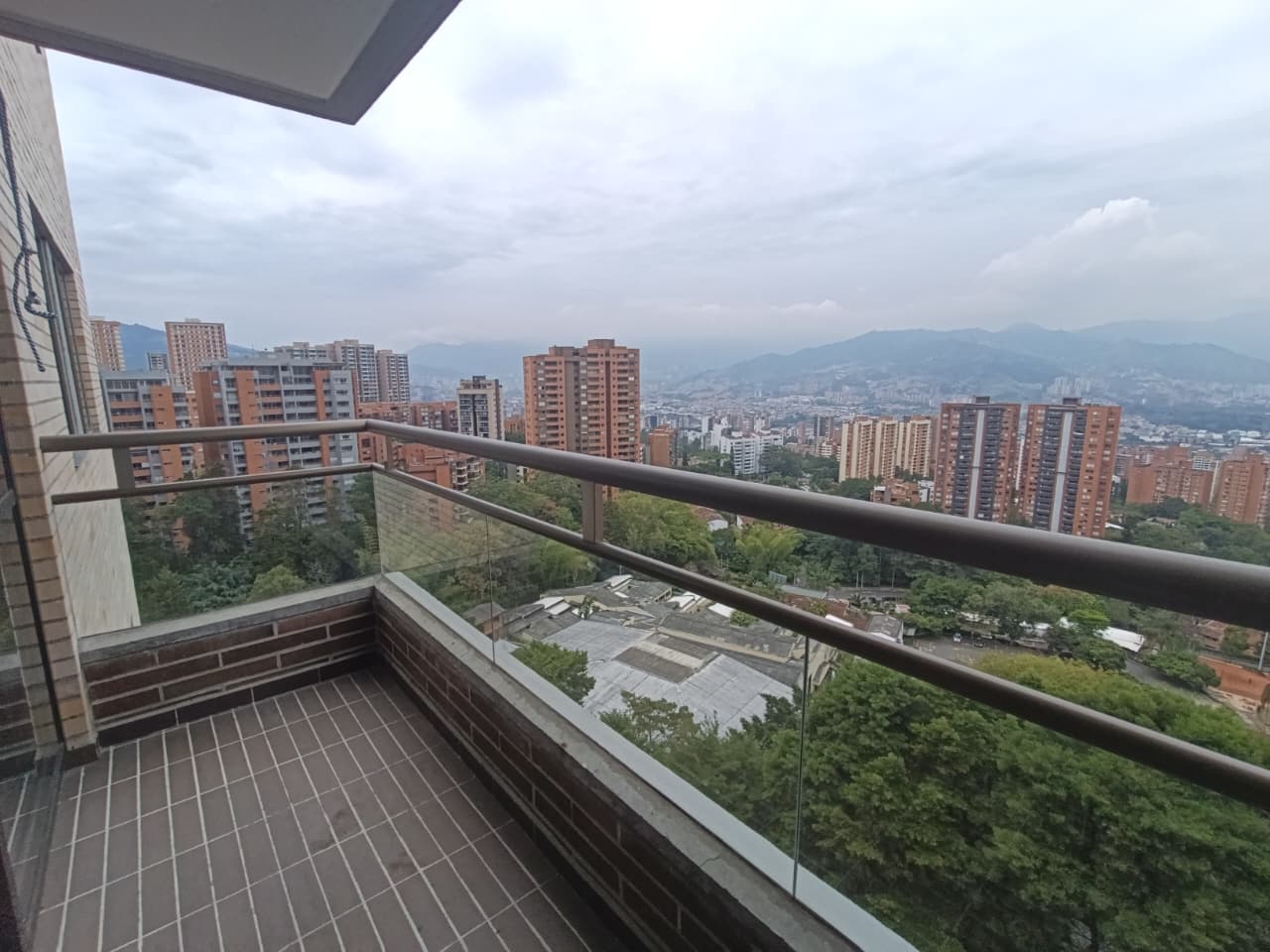 Apartamento en Arriendo en El Poblado, Medellín