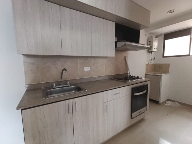 Apartamento de 3 alcobas en arriendo en El Poblado, Medellín, 84 m² · foto 5 de 20