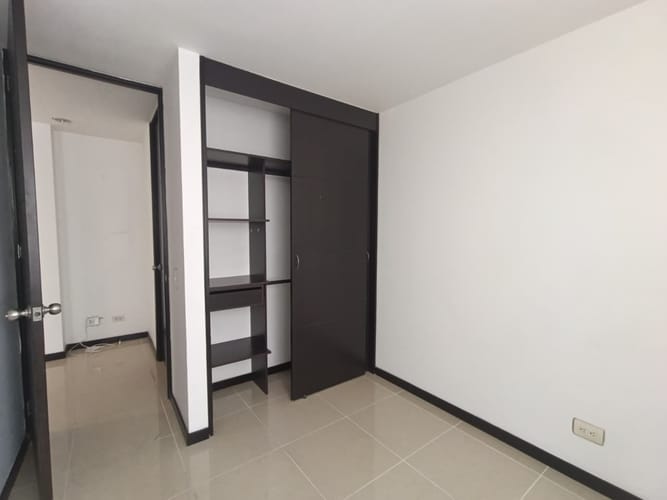 Apartamento de 3 alcobas en arriendo en El Poblado, Medellín, 84 m² · foto 15 de 20
